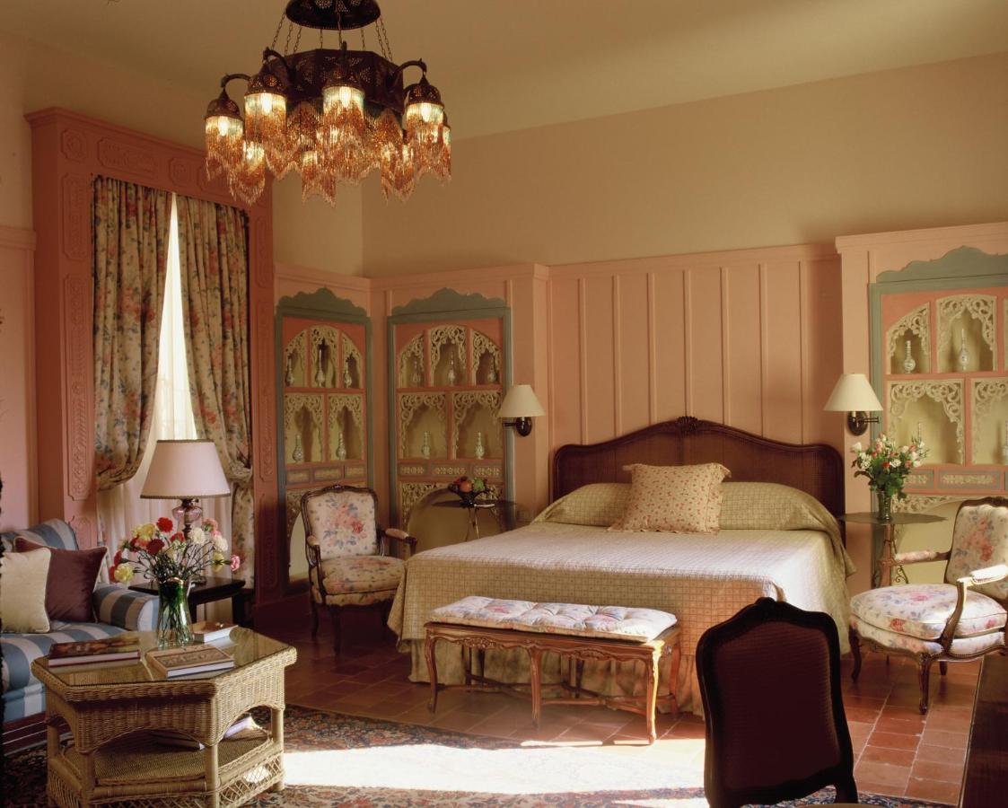 Hotel Albergo Hotel 5*